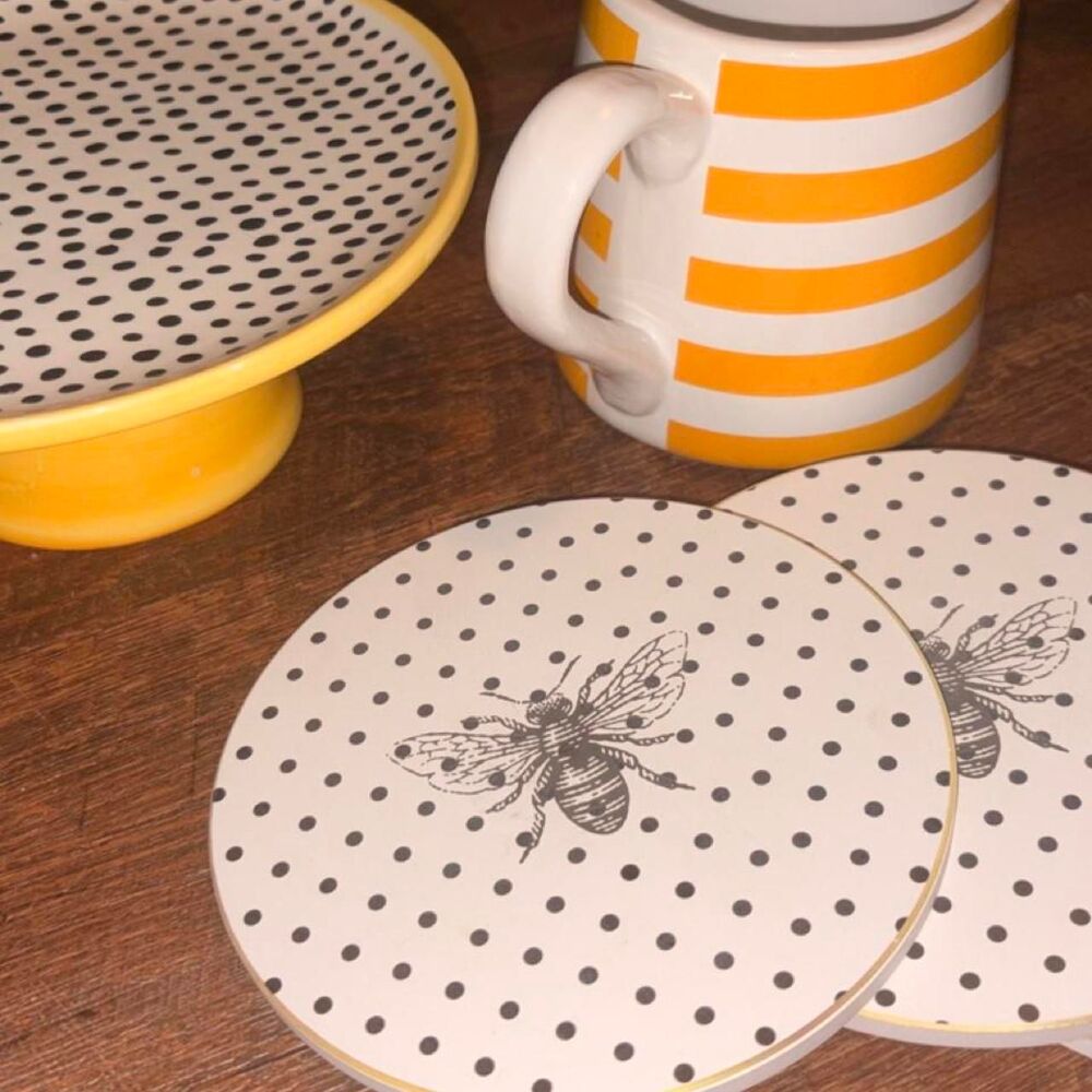 Spring Bee Themed Kitchen Set - Picture 2 of 5